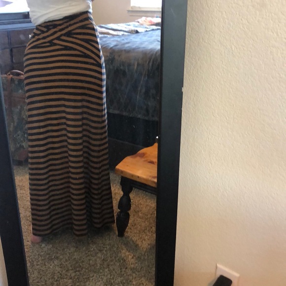 🍍Maxi Skirt - Picture 4 of 9